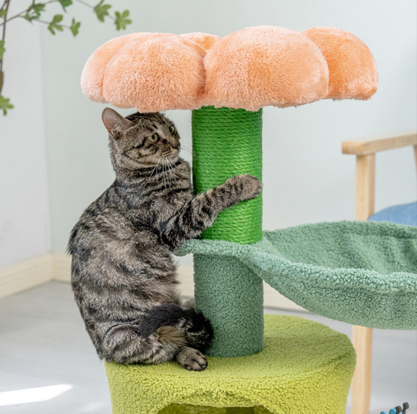 Flower-Styled Cat Tree with Soft Nest & Scratching Posts-Style A