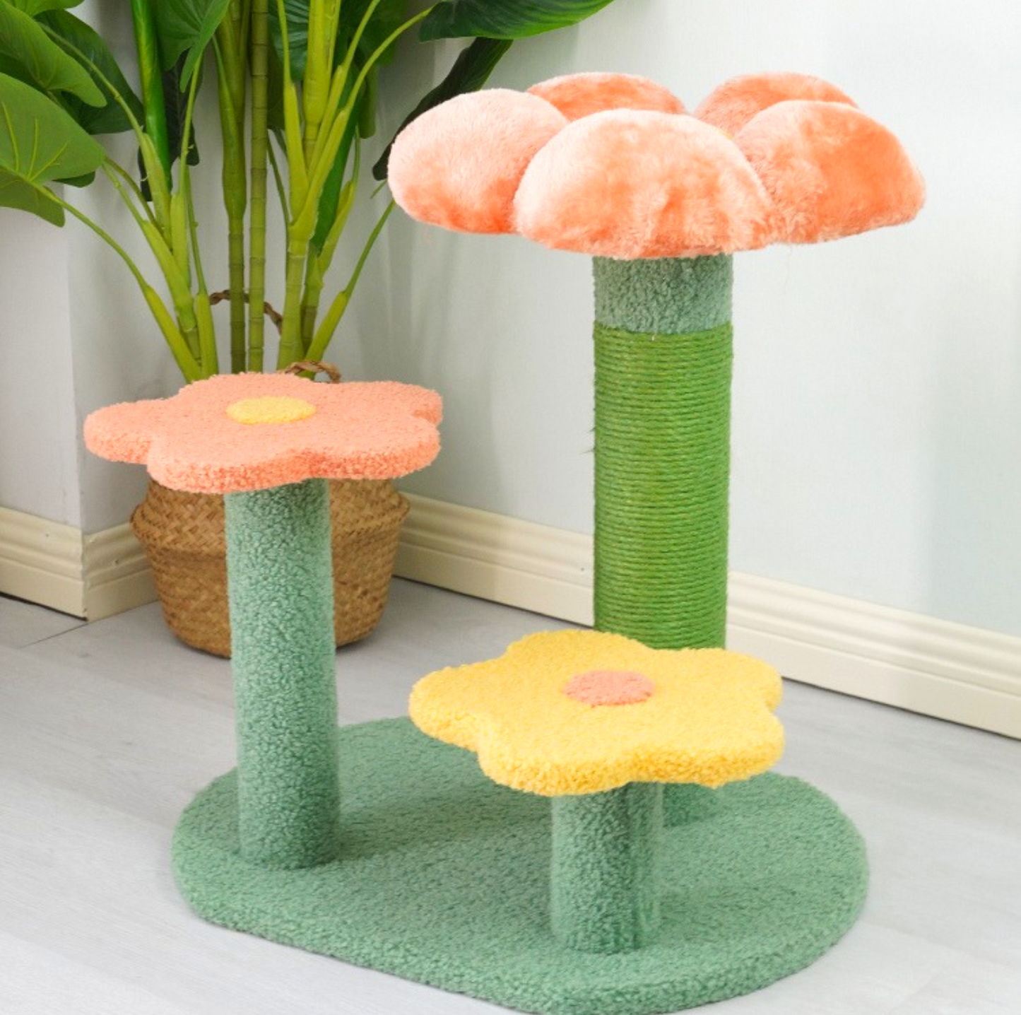 Flower-Styled Cat Tree with Soft Nest & Scratching Posts-Style A