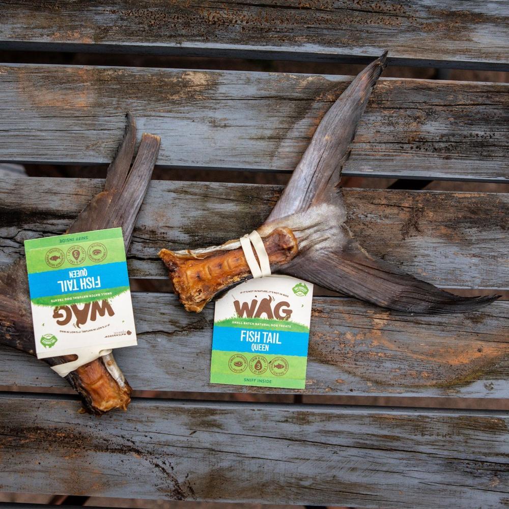 Wag Queen Fish Tail Chew Dog Treats